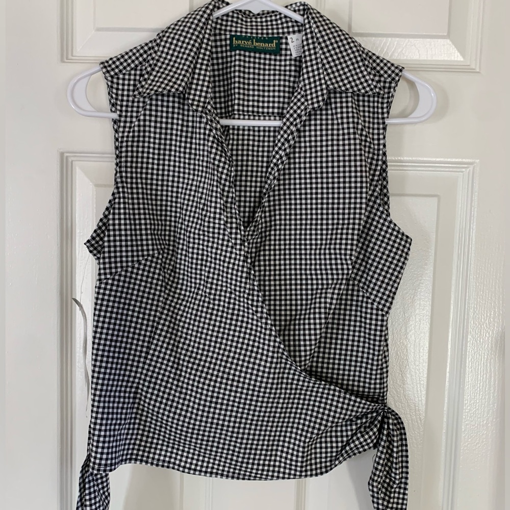 *Sale* Gingham sleeveless wrap top
